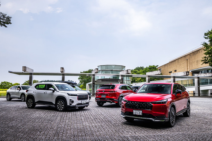 ホンダの純正アクセサリーModulo（モデューロ）でおなじみのホンダアクセスと、無限ブランドを展開するM-TECが合同で報道関係者向けの試乗イベントを開催した。今回はホンダアクセスの最新ラインナップと、注目のカスタマイズアイテムを紹介する。