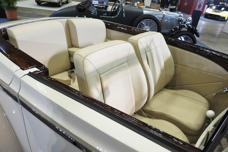 アルヴィス4.3リッター ランスフィールド コンシールド フード（コンティニュエーションモデル）