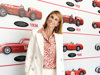 筆者を迎えてくれた、博物館のマリア・ブッソラーティ委任評議員。歴史資料の収集と管理も大切な業務である。