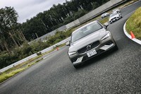 第600回：ボルボ好調の秘訣は“戦う相手を選ぶ”こと　新型「S60」のディーラー向け研修に潜入取材