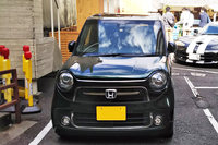 友人Aの「ホンダN-ONE」と記者の「ダッジ・バイパー」の図。ちゃんとした写真を撮っていないのは、まさか記事にするとは思っていなかったからである。