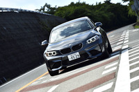 Mモデルのエンジン型式名は「S」で始まるのが通例。しかし「M2」の3リッター直6ターボは、かつての「M235i」用と同じN55B30A型だ。とはいえ、「M」を名乗るに際し、数々の改良が施されている。