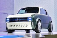 スズキが2019年の東京モーターショーで発表したコンセプトカー「WAKUスポ」。パワートレインはプラグインハイブリッドとされていた。