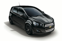 「シボレー・ソニック スポーツライン リミテッド」
    