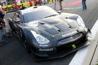 来シーズン「SUPER GT選手権」に参戦予定の「GT-R レーシングカー」も展示される予定。