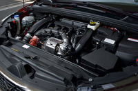 1400rpmの低回転域から最大トルク24.5kgmを発生する、1.6リッター直4直噴ターボエンジン。