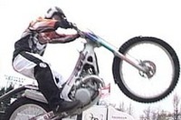 【Movie】「CG Day at 40」トライアルバイクの妙技“パート1”の画像