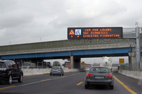 3車線化工事が完了して間もない区間にて。