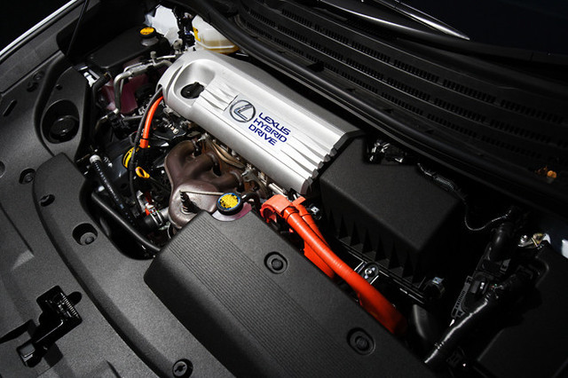 レクサスHS250h“バージョンI”（FF/CVT）【試乗記】 ハイブリッド車の 