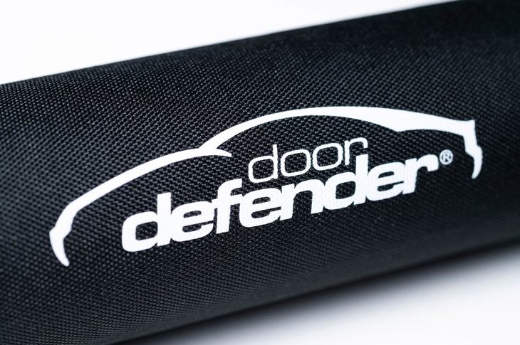 耐候性の高い素材を採用しており、屋外での使用でも装着力が損なわれないのも本製品の特徴だ。