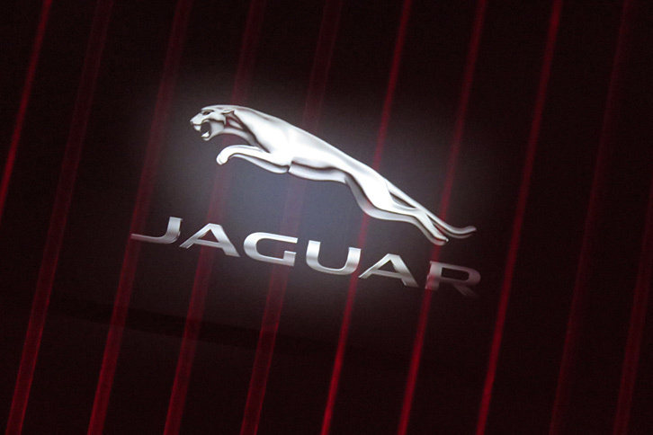 ジャガーの新型SUV「Eペース」の日本発表会は、ジャガー・ランドローバー・ジャパンの関係者いわく“猫の日にあやかって”2017年2月22日に行われた。