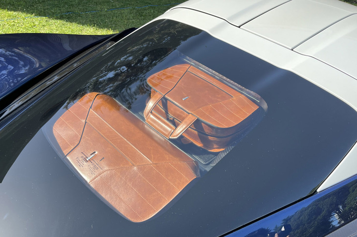 ピニンファリーナ・バティスタ チンクアンタチンクエ（リアウィンドウ）