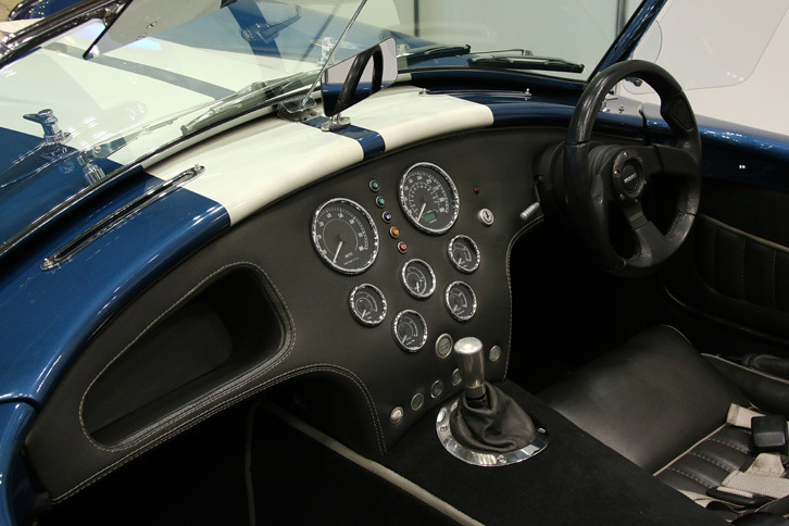 UK CLASSIC FACTORYのブース