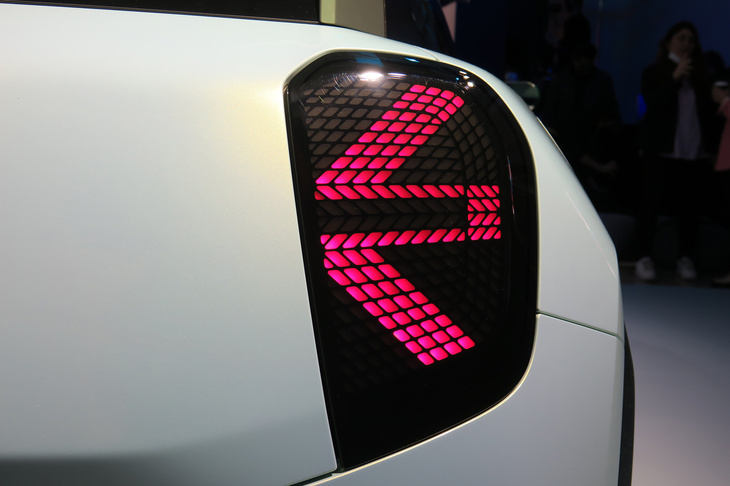 MINIコンセプト エースマン（リアコンビランプ）