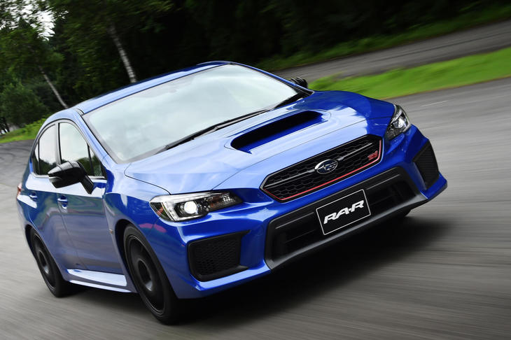 「タイプRA-R」の車両重量は、ベース車の「WRX STI」より10kg、同じSTIのコンプリートカーである「S208」より30kg軽い1480kgとなっている。