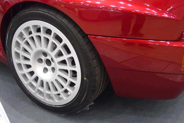 ランチア・デルタHFインテグラーレ エボルツィオーネⅡレストモッド（1994年）／WANNA DRIVE