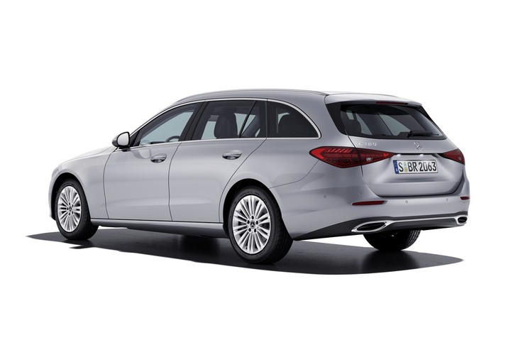 「C180ステーションワゴン アバンギャルド」のリアビュー。