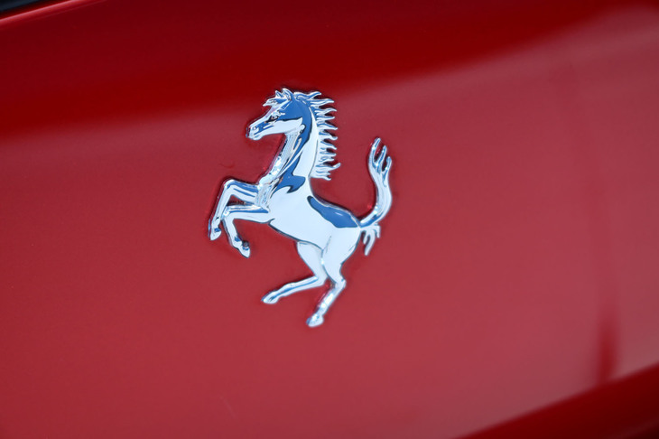 フェラーリ・アマルフィ（リアエンブレム）