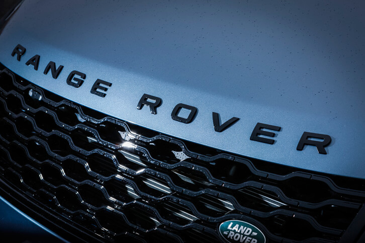 ランドローバー・レンジローバー ヴェラールR-DYNAMIC HSE（D180）