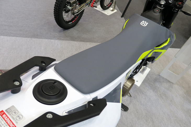 ハスクバーナ701スーパーモト