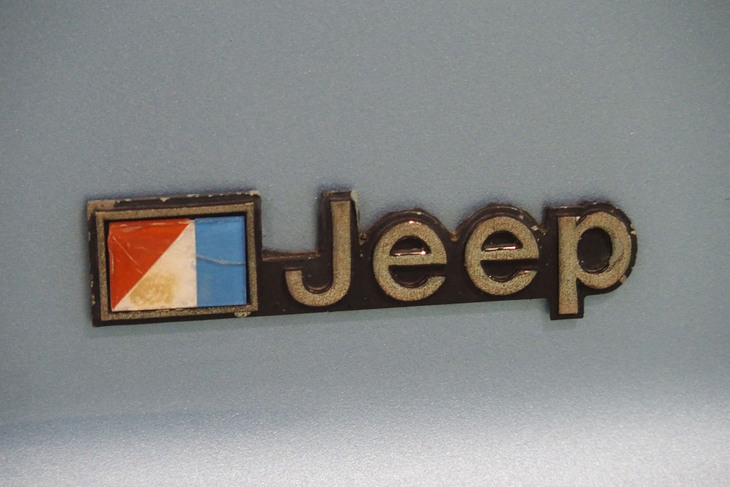 ジープ・ワゴニア（1977年）／BUDDY-AUTO