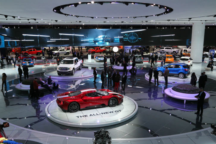 フォードブースの様子。