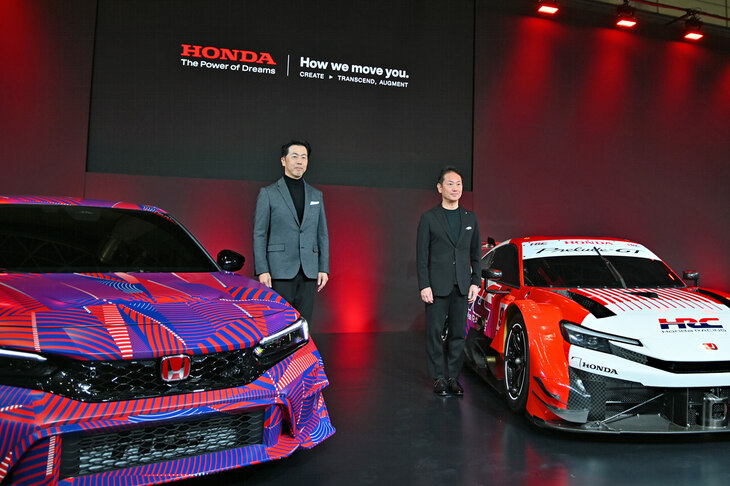 本田技研工業の川坂英生 日本統括部統括部長（写真左）と、HRCの渡辺康治社長（同右）
