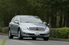 メルセデス・ベンツR350 4MATIC（4WD/7AT）【試乗記】 すべては快適な移動のために の画像9