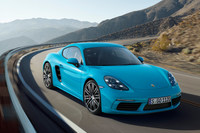 市場における数少ないライバルと目される「ポルシェ718ケイマン」。言わずと知れた、ポルシェのコンパクトスポーツカーである。