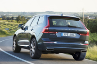 新型「ボルボXC60」の日本市場における発売時期は、2017年秋が予定されている。