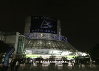 モーターショーの会場であるロサンゼルス・コンベンションセンターにて。