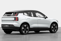 「ボルボEX30」のエントリーグレードに快適性を高めた特別仕様車の画像