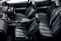 「マツダCX-7」、マイナーチェンジで燃費も装備もアップの画像