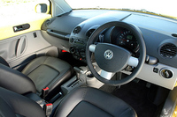 フォルクスワーゲン・ニュービートル プラス（4AT）【ブリーフテスト】の画像