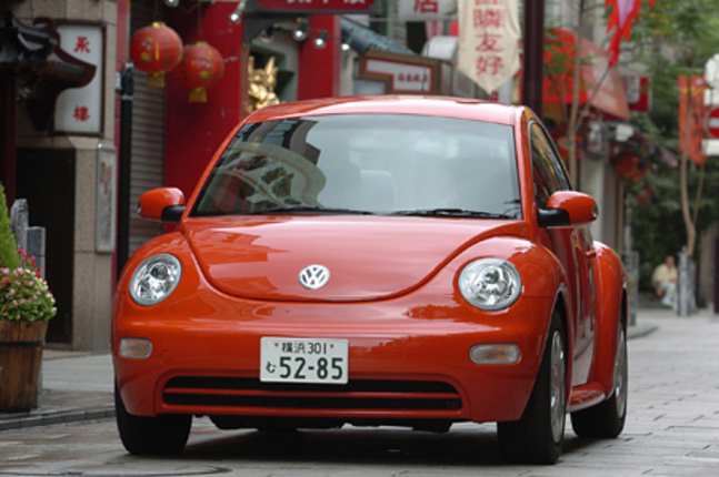 【スペック】全長×全幅×全高＝4130×1735×1500mm／ホイールベース＝2515mm／車重＝1250kg／駆動方式＝FF／1.6リッター直4SOHC8バルブ（102ps/5600rpm、15.1kgm/3800rpm）／価格＝229万9500円（テスト車＝同じ）