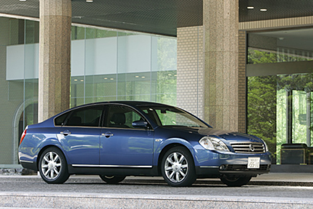 【スペック】全長×全幅×全高＝4770×1765×1475mm/ホイールベース＝2775mm/車重＝1530kg/駆動方式＝FF/3.5リッターV6 DOHC24バルブ（231ps/5600rpm、34.0kgm/2800rpm）/価格＝340万2000円（テスト車＝362万5650円）