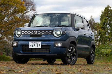 デビューから8年を迎え、大幅な改良が施された「スズキ・クロスビー」。内外装に車体にパワートレインにと...