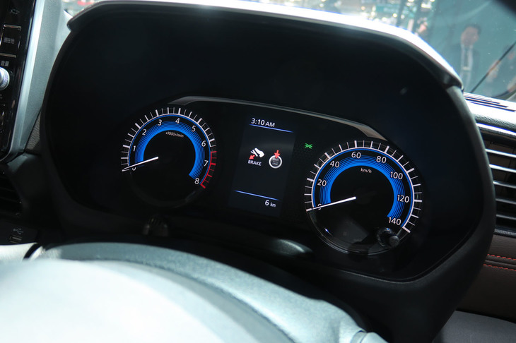 新型「三菱eKクロス スペース」