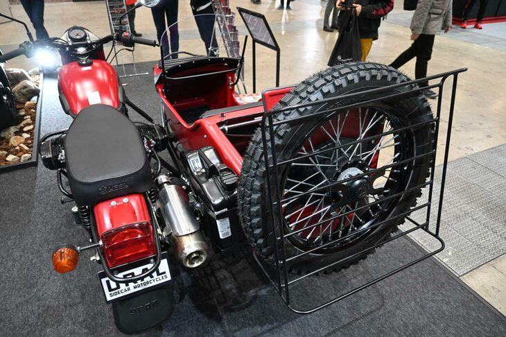 ウラル・ギアアップ アドベンチャー