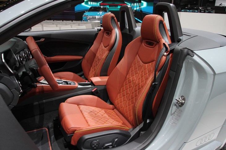 アウディTTロードスター