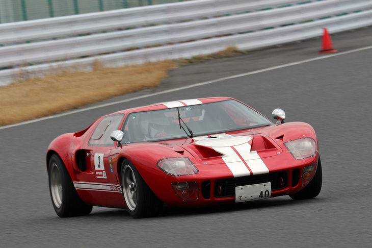 「フォードGTD40」。イギリスのGTディベロップメント製の「フォードGT40 Mk1」のレプリカ。