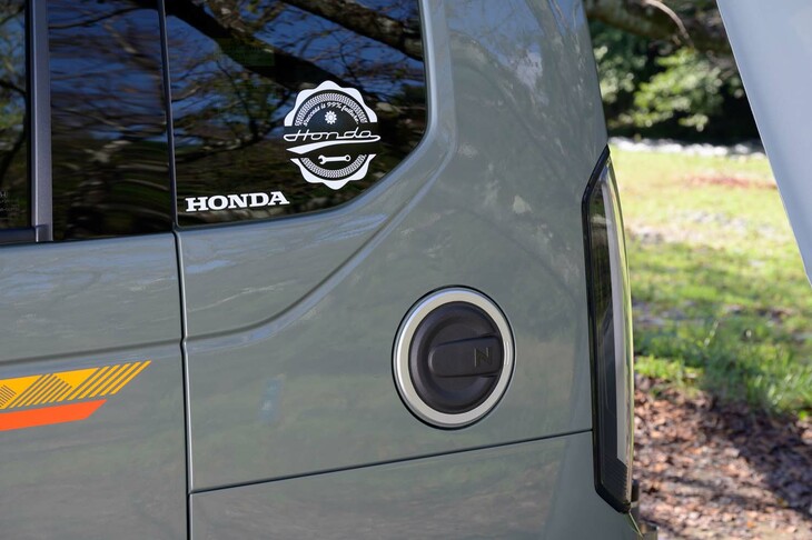 ホンダN-BOXジョイ ターボ　ホンダアクセス用品装着車