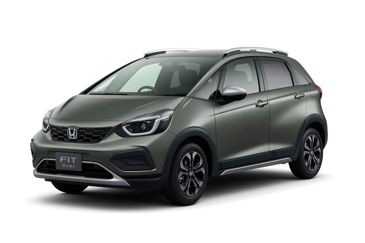 ホンダ・フィット クロスター（写真はボディーカラーがボタニカルグリーン・パールのもの）