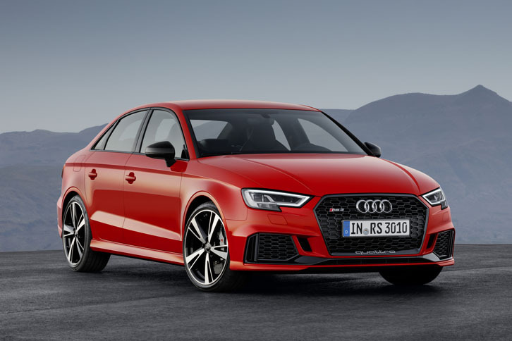「アウディRS 3セダン」