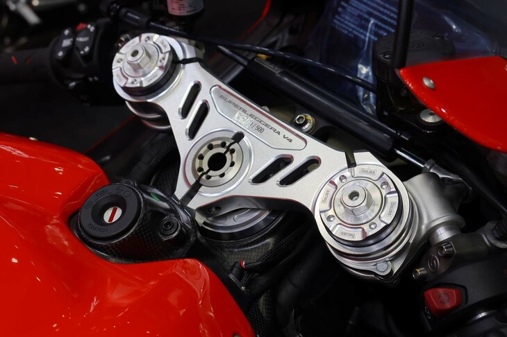 ドゥカティ・スーパーレッジェーラV4