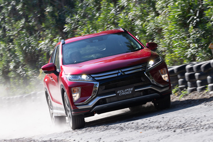 「エクリプス クロス」も「デリカD：5」も、普通の道だけでなく、悪路走行時でも乗り心地が良かった。