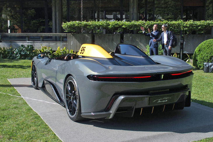 ピニンファリーナB95（リアビュー）