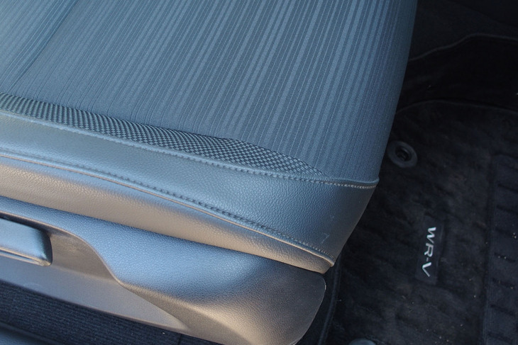 ホンダWR-V Z＋ブラックスタイル（シート）