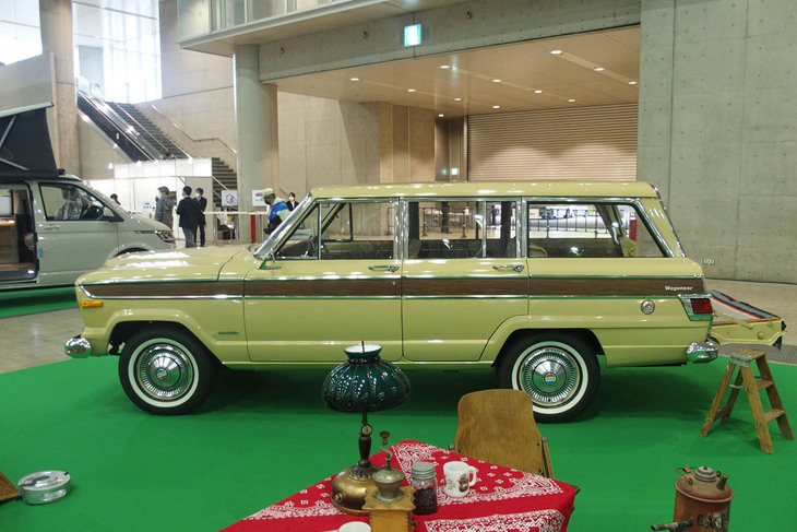 ジープ・ワゴニア（1977年）／SUV＆GEARコンセプト展示