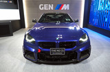BMWが純正カーボンパーツでカスタマイズした「M2 CS」を初披露【東京オートサロン2026】